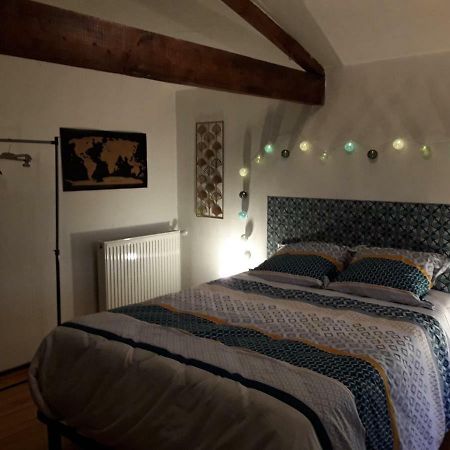 Chambre Sergeanne Doulezon エクステリア 写真