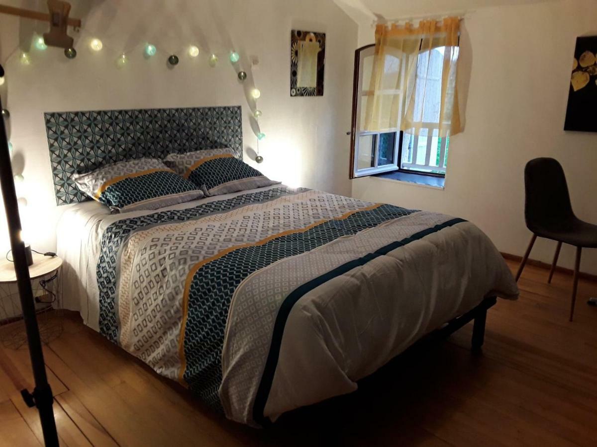 Chambre Sergeanne Doulezon エクステリア 写真